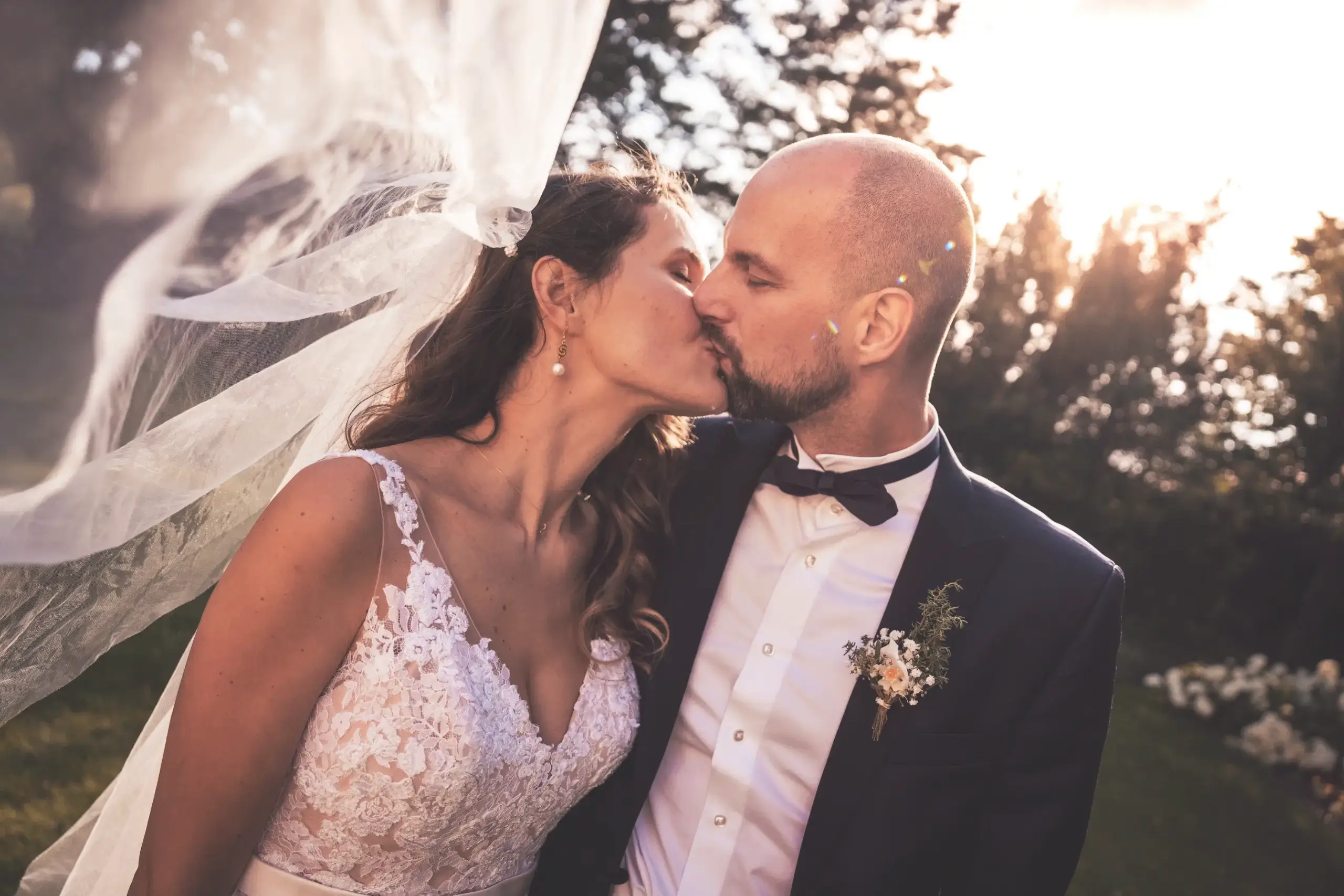 Polibek západ slunce